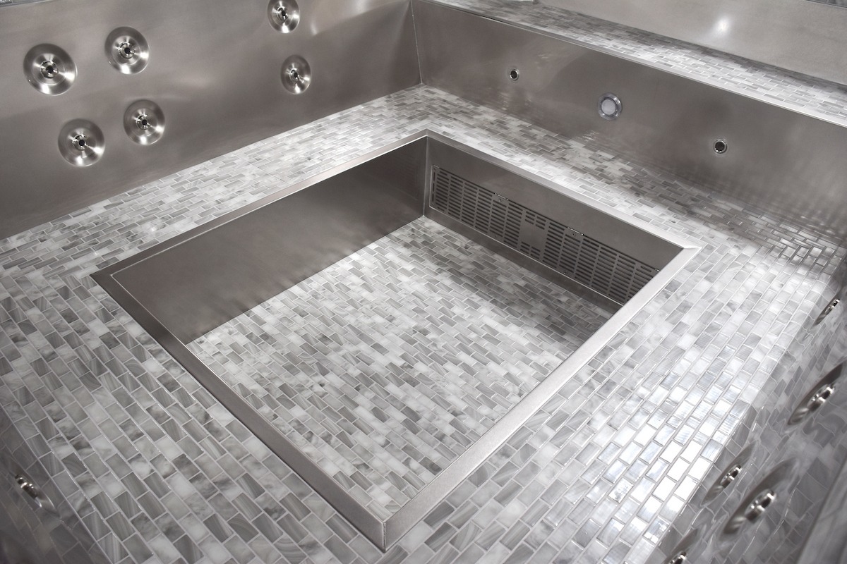 Signature spa tile trim detail